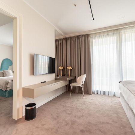New Belgrade Premium Hotel Exterior foto
